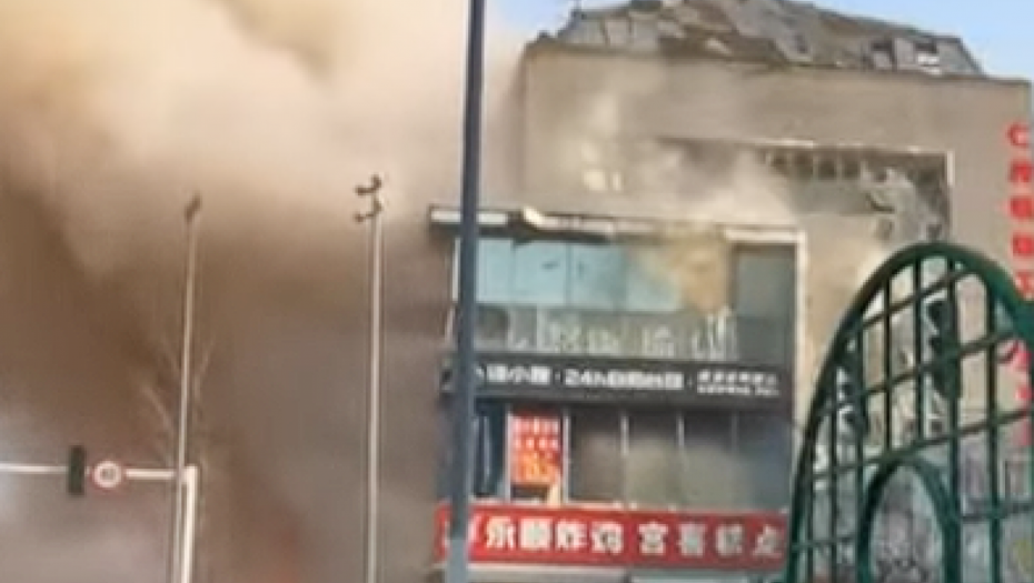 EKSPLOZIJA U RESTORANU U KINI Dve osobe su povređene (VIDEO)