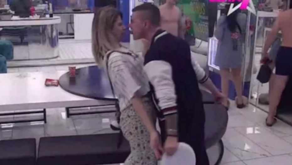 JEZIVE SCENE U ELITI! Tanjirom je umalo pogodila u glavu, Bojana besna kao ris krenula na Anđelu