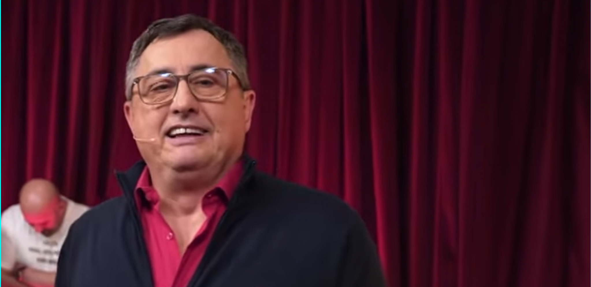 VOJU NEDELJKOVIĆA SLOMILE VESTI O SMRTI Voditelj u avionu saznao za gubitak: Ta žena me je...