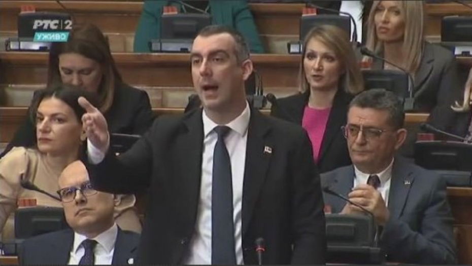 POGLEDAJTE KAKO IZGLEDA ONAJ KOJI SMATRA DA NIJE KRIV NATO ŠTO NAM JE UBIJAO DECU Orlić o Ponoševom recitalu: Njemu je za bombardovanje kriva Srbija, to su njegove reči! (VIDEO)