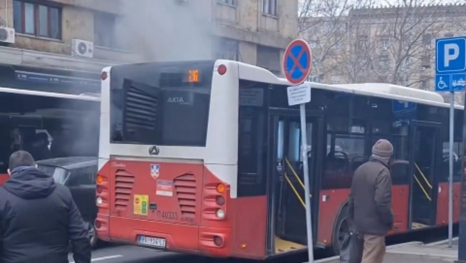 TEŠKA POVREDA GLAVE Poznato stanje žena koje je juče pokosio točak autobusa na Autokomandi