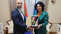 RAZMENA ISKUSTAVA I IDEJA O UNAPREĐENJU POSLOVANJA Banjaluka i Niš povezuju se u saradnji kroz sportske centre (FOTO)