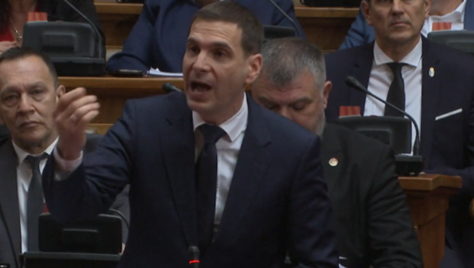 TRKA JE ZAVRŠENA, IMAMO POBEDNIKA Dobili smo šampiona licemerja u srpskoj politici