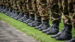 NE POMAŽE NI POVEĆANJE PLATA Evropski vojnici masovno dele otkaze