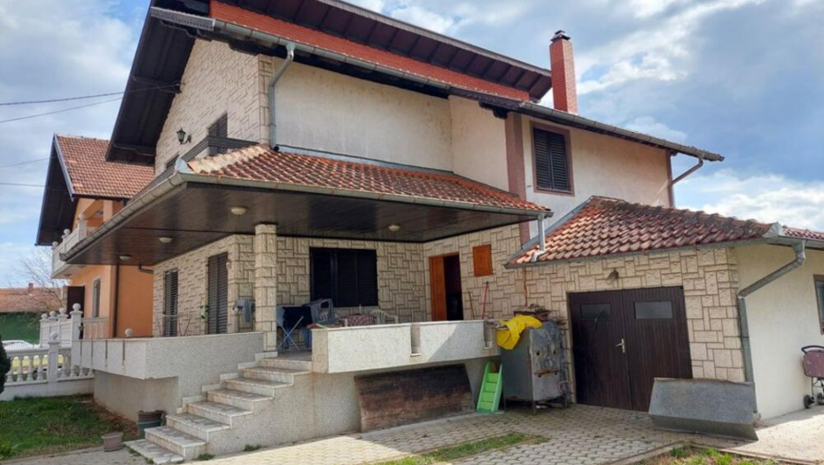 ''KUPI SAD, PLATI BILO KAD'': Kuću na Vračaru daje za 135.000 i to na rate, a uz sve i plac od 7 ari (FOTO)