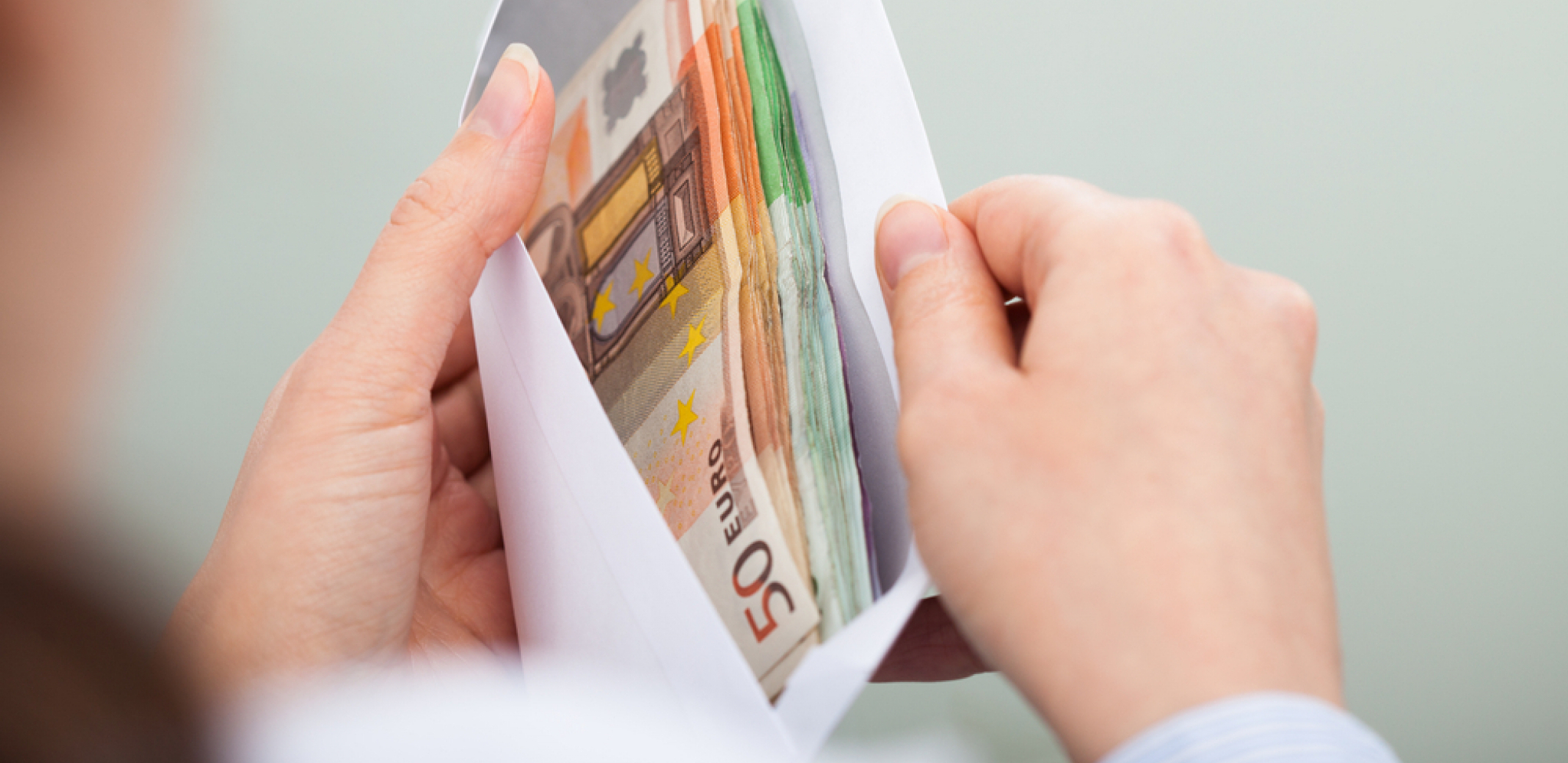 DANAS LEŽE NOVAC NA RAČUN OVE GRUPE GRAĐANA Proverite da li ste na spisku