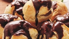 PROFITEROLE Italijanski desert koji podseća na princes krofne a osvaja ukusom