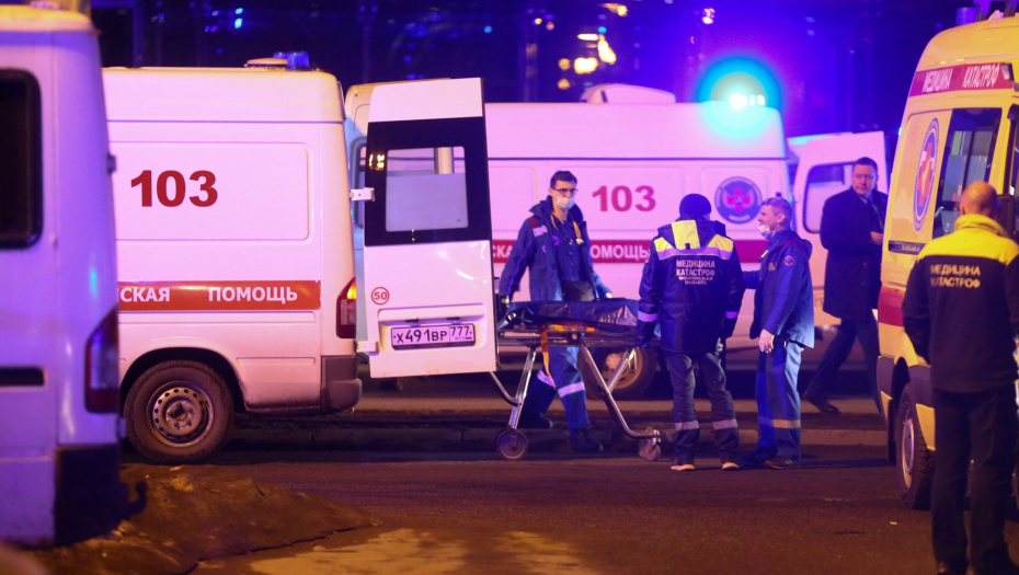 "POKUŠALI SU DA NAS ZGAZE KOLIMA" Ruskinja opisala horor, njen osmogodišnji sin teško povređen (FOTO)