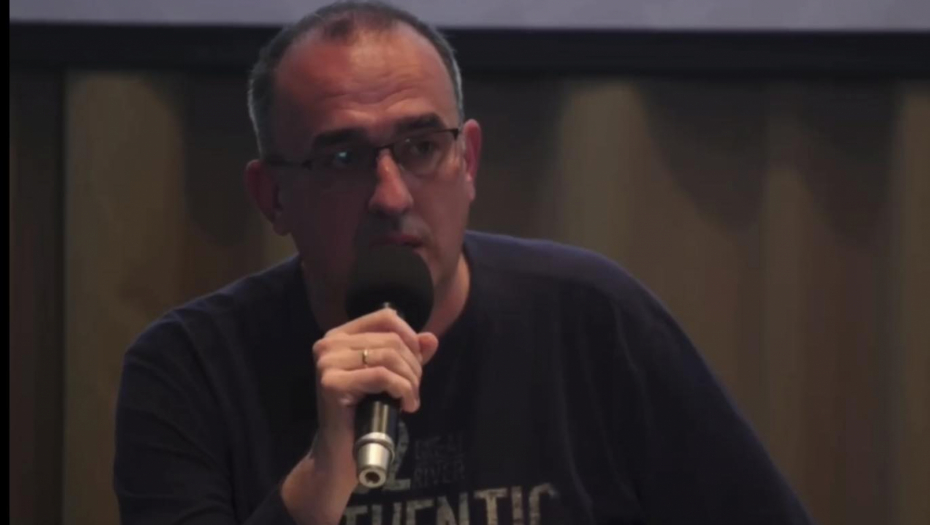 OTKAZ ZBOG GOVORA MRŽNJE Novosadski studenti traže da se Gruhonjić kazni, najavljuju blokadu fakulteta