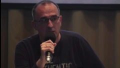 JE L' TI OVOME UČIŠ SRPSKE STUDENTE? Sramota! Gruhonjić: Srbi su genocidni, a rezolucija UN biće vam kazna za vaš srpski svet! (VIDEO)