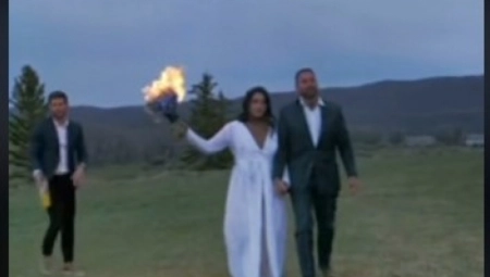 DA LI JE OVO MOGUĆE? Mlada i mladoženja na  dan venčanja napravili neverovatan potez, gosti zanemeli! (VIDEO)
