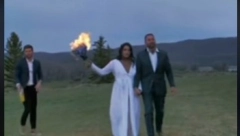 DA LI JE OVO MOGUĆE? Mlada i mladoženja na  dan venčanja napravili neverovatan potez, gosti zanemeli! (VIDEO)