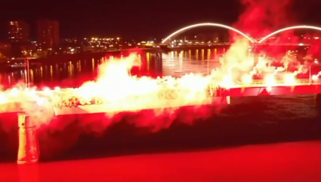 SRPSKA ATINA PAMTI NATO AGRESIJU Novosađani pokazali da se nakon 25 godina dobro sećaju bombardovanje Srbije (VIDEO)