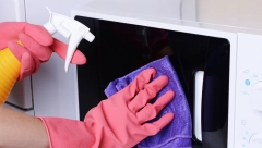 ŠTO PRE, TO BOLJE Ne odlažite čišćenje mikrotalasne, 3 jednostavna sredstva će učiniti da zablista!