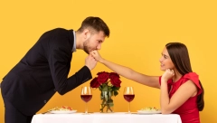 3 HOROSKOPSKA ZNAKA ĆE IMATI NAJVIŠE SREĆE U LJUBAVI OVE NEDELJE Otvorite se za promene, nove ljude, biće leptirića u stomaku