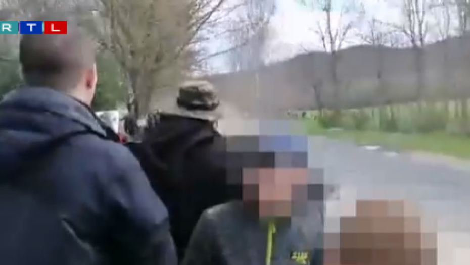 HOROR NA RELIJU U MAĐARSKOJ Automobil uleteo u publiku, poginula 4 gledaoca, među žrtvama i devojčica (VIDEO)