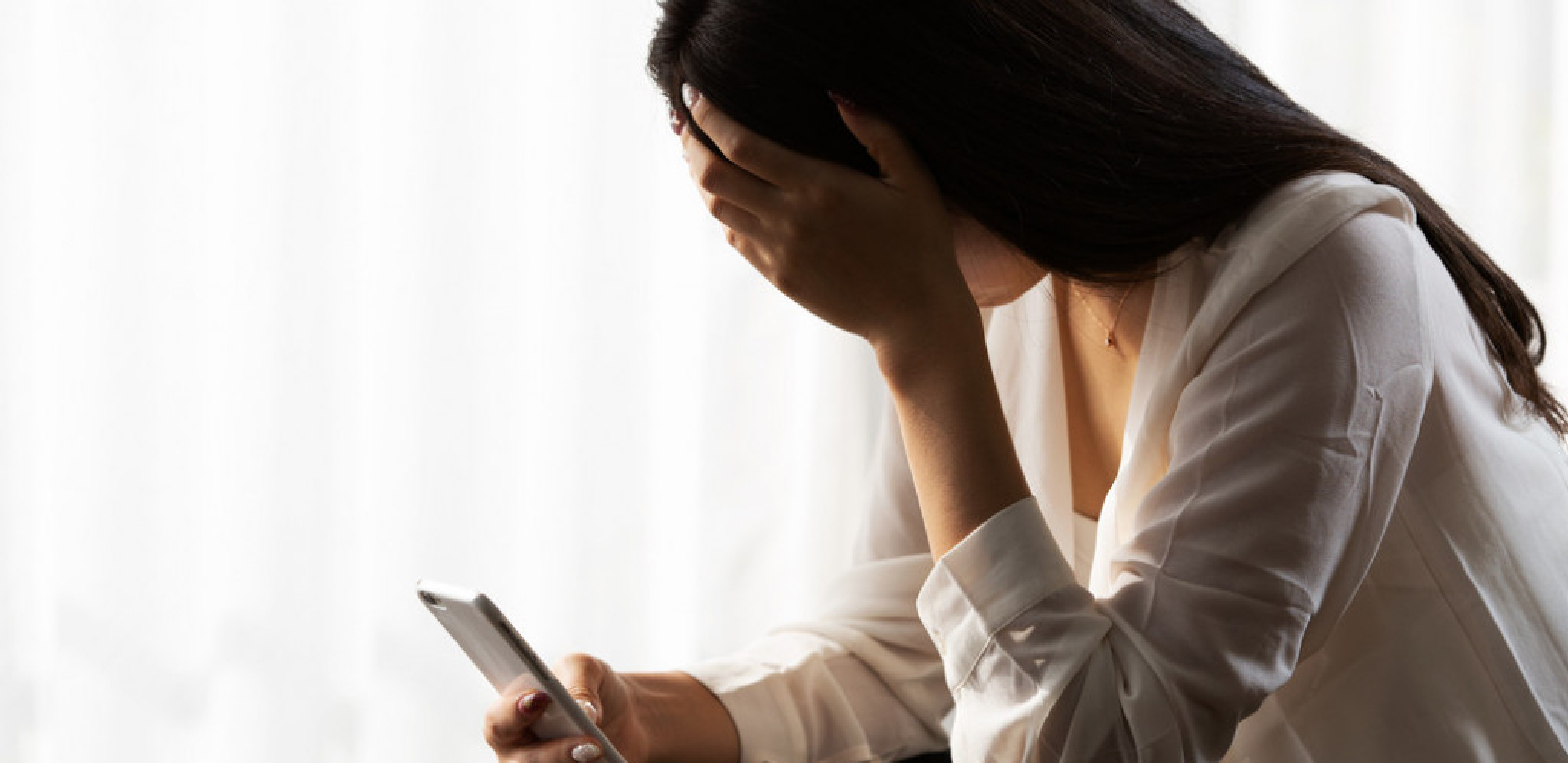 ŽENA INSTALIRALA POZNATU APLIKACIJU I OSTALA BEZ 1.700 EVRA Htela da se opari, pa su je zavrnuli