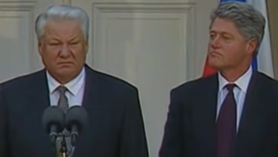 "SELA SU SPALJENA, CIVILI SMAKNUTI" Ovako je Klinton pravdao Jelcinju BOMBARDOVANJE Jugoslavije, a srpske žrtve nije NI SPOMENUO