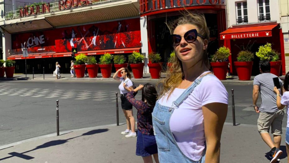 UKRAJINSKA ZVEZDA FILMOVA ZA ODRASLE OBRADOVALA RATNE VOJNE INVALIDE "Živnu nakon mojih poseta" (FOTO)