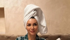 SKINULA SE VODITELJKA RTS! Uživa sa 18 godina starijim mužem, dekolte svi komentarišu