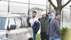 PREMOĆNO Nole u Beogradu vozi zver od 150.000 evra!