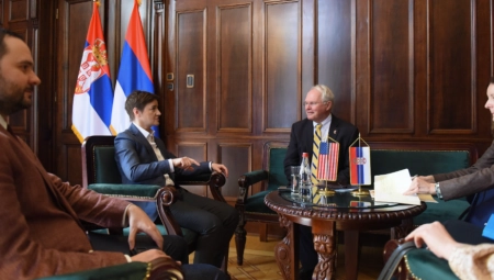 BRNABIĆ SE SASTALA SA HILOM Sa njim je podelila svoje namere koje se tiču dijaloga sa opozicijom