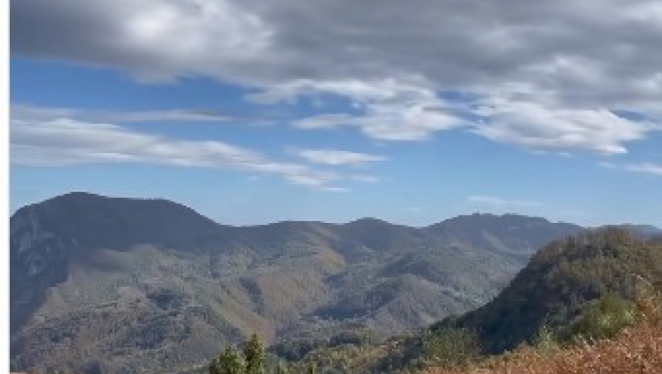 TATA I SIN IZ SRBIJE ISTRAŽUJU FANTASTIČNE PREDELE NAŠE ZEMLJE ,,Važno je da prenesemo ljubav prema prirodi našoj deci''