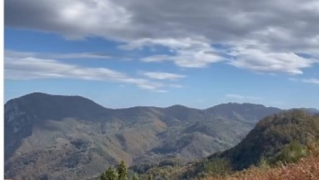 TATA I SIN IZ SRBIJE ISTRAŽUJU FANTASTIČNE PREDELE NAŠE ZEMLJE ,,Važno je da prenesemo ljubav prema prirodi našoj deci''