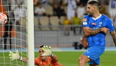 SRBIJA STREPI PRED EVROPSKO PRVENSTVO Mitrovićeva povreda zadala "Orlovima" glavobolju, evo kolika pauza čeka Srbina, propušta EURO?!