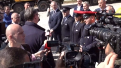 "LJUDI, IZGRADISTE CELU SRBIJU" Vučić prišao radnicima, obratio se jednoj dami - OVOM PITANJU SE NI ONA NIJE NADALA