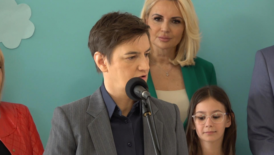 "POSTAVILI SMO SEBI VELIKI ZADATAK" Ana Brnabić posetila vrtiće u Valjevu