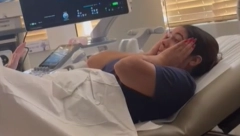 REAKCIJA BUDUĆE MAME JE POTPUNI HIT Saopštili joj da nosi trojke, njen izraz lica govori više od hiljadu reči