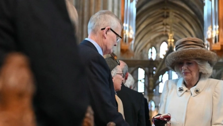NOVA DRAMA KRALJEVSKE PORODICE Slika kraljice Kamile zbunila javnost, da li je ponovo u pitanju montaža?