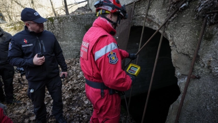 SPECIJALCI IZAŠLI IZ TUNELA MUP objavio najnovije informacije potrage za Dankom (FOTO)