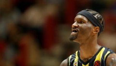 ISPISANE NOVE STRANICE ISTORIJE U EVROLIGI Fener demolirao Albu, Hejs ubacio magičnih 50 poena i popeo se na tron najboljeg ikada