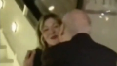 LIBANSKI PREMIJER IZLJUBIO POGREŠNU ŽENU, MISLEĆI DA JE ĐORĐA MELONI Snimak iz Bejruta zapalio društvene mreže (VIDEO)