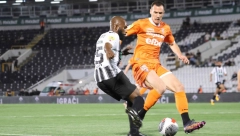 CRNO-BELI DRHTALI, ALI UZ VELIKU MUKU SLAVILI Partizan prekinuo crni niz, Spartak promašio remi u Humskoj