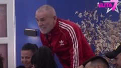 LEPI MIĆA NEMILOSRDNO KAŽNJEN Produkcija hitno reagovala, ovo se do sada nije desilo, svi zanemeli od šoka!