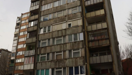 "IMA DOSTA SLIČNOSTI" Komšije porodice Ilić o snimku devojčice iz Beča: Znam je iz parka u kom se igraju moji unuci