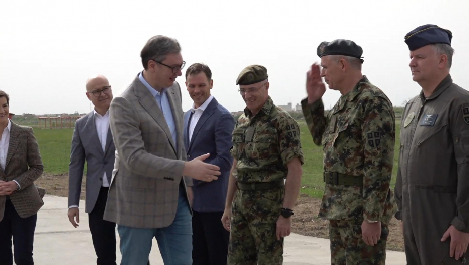 VUČIĆ IZDAO NAREDBU "Ako nam ponovo naruše vazdušni prostor odmah aktivirajte PVO i rušite ih!"