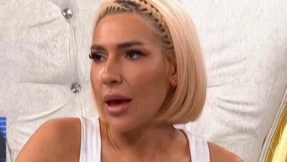 BUDITE SVINJE, ALI MENI SE NE MEŠAJTE Jovana Jeremić pobesnela, hitno se oglasila: Šta vas briga za mene?!