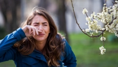 KAKO UBLAŽITI ALERGIJSKU KIJAVICU? Alergolog dr Dušica Jarić kaže da ovo voće treba izbegavati, a jedan čaj pomaže