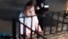ŠOK TVRDNJE: SNIMAK MALE DANKE U BEČU JE LAŽIRAN? On tvrdi: Gest devojčice sa video-snimka to potvrđuje, SVE SE NAVODNO VIDI