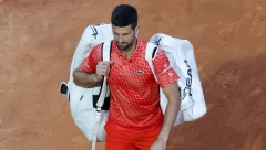 ČUVENI FRANCUZ RAZOČARAO NOVAKOVE NAVIJAČE Mladi ga se sve manje plaše, stariji je i sporiji...