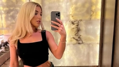 SVE ZA SLAVU Engleska fudbalerka čestitala Uskrs, pa razbesnela obožavaoce: Platite za vrele fotke!
