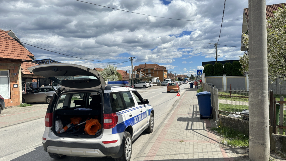 JEZIVA NESREĆA U ČAČKU Osmogodišnje dete udario automobil, ODMAH PREBAČEN U BOLNICU