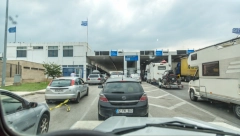 POTPUNA OBUSTAVA PREKO GRČKE GRANICE Samo će oni smeti da prođu