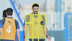 UH, DOBRO JE... Aber s Bliskog istoka nije obeshrabrio Srbiju: Evo kad ćemo gledati Mitra na terenu