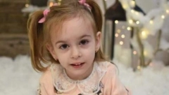 SRCEPARAJUĆI APEL RODITELJA IZ NIŠA Prodaju džakove ogreva kako bi izlečili ćerkicu (5)