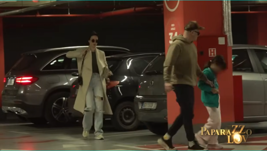 OVO JE NOVA DEVOJKA SALETA TROPIKA Prvi put uhvaćeni zajedno, evo kako izgleda!